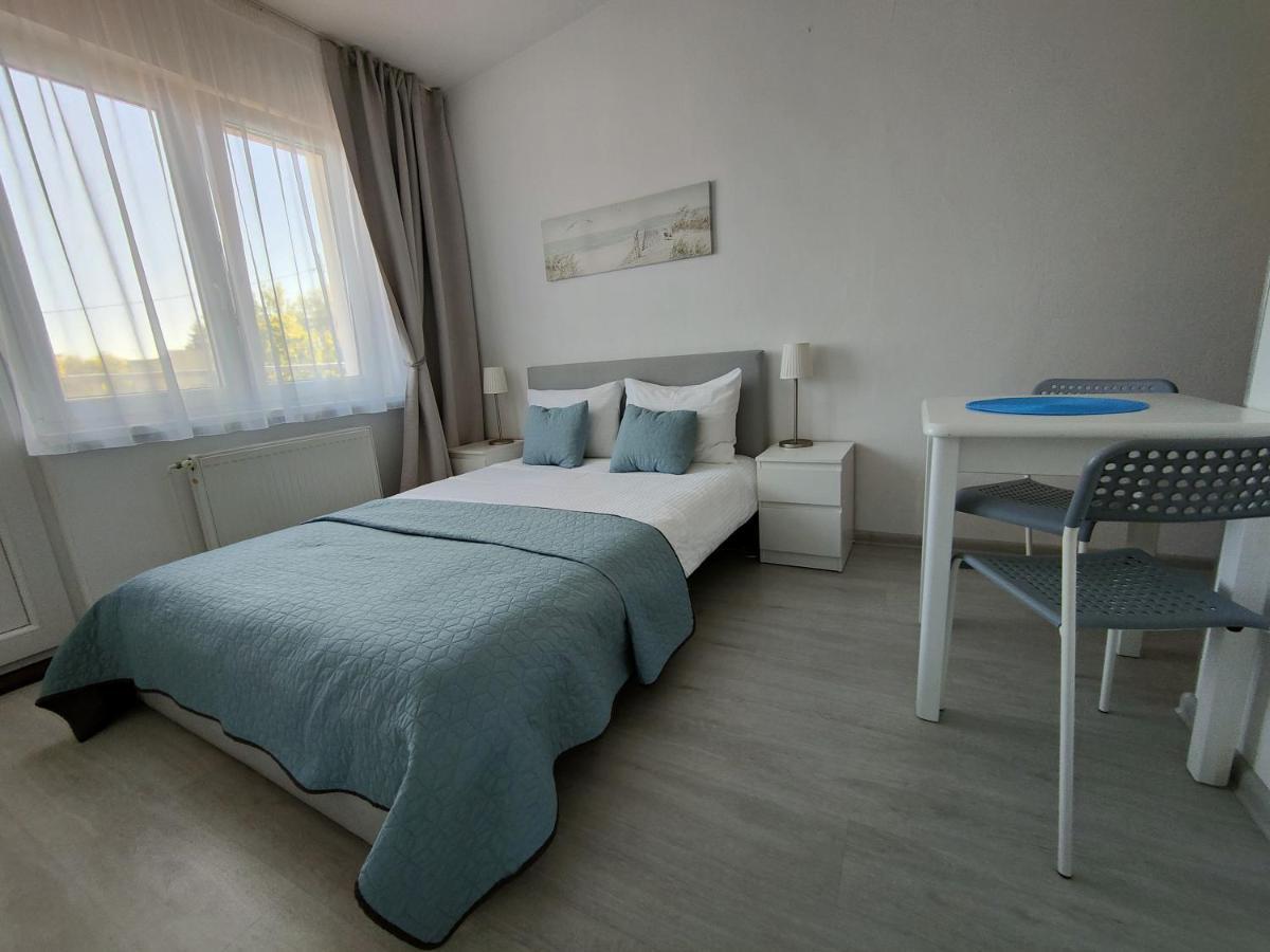 Pokoje U Wojtka Z Widokiem Na Zatoke Swarzewo Esterno foto